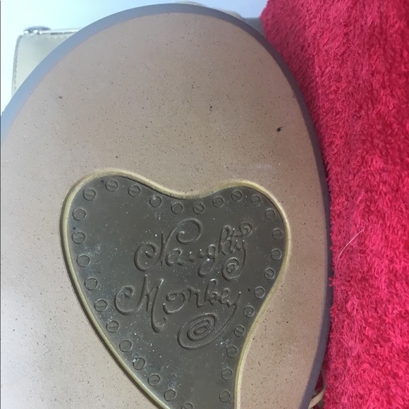 Naughty Monkey Sz 10M NEW in box Tan Zipper sandal - Picture 3 of 8